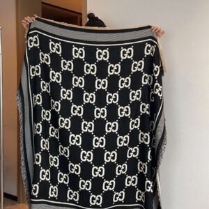 <AUTHENTIC>Gucci Scarf